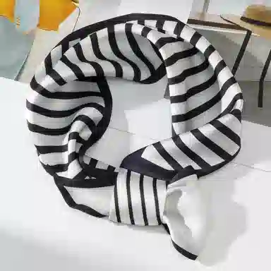 上海故事 懒人必备四季时尚百搭布扣小长条外搭气质尖角 丝巾 女款