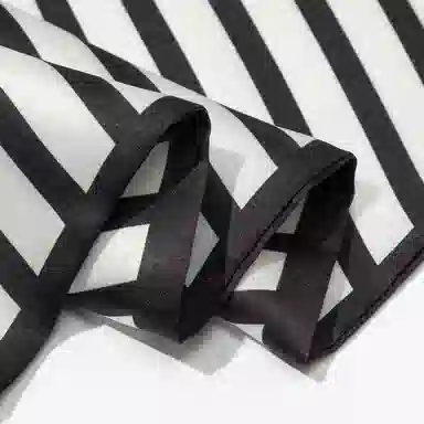 上海故事 懒人必备四季时尚百搭布扣小长条外搭气质尖角 丝巾 女款