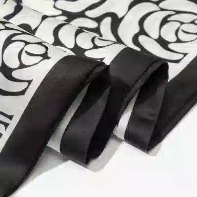 上海故事 懒人必备四季时尚百搭布扣小长条外搭气质尖角 丝巾 女款