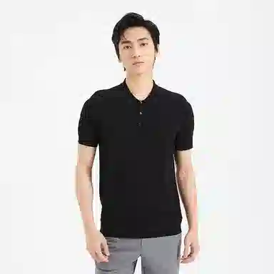 LESS IS MORE LOGOPolo