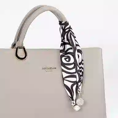 上海故事 百搭时尚磁扣气质多用吊坠锁骨链小领巾  丝巾 女款