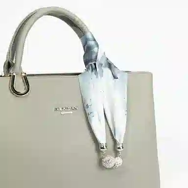 上海故事 百搭时尚磁扣气质多用吊坠锁骨链小领巾  丝巾 女款