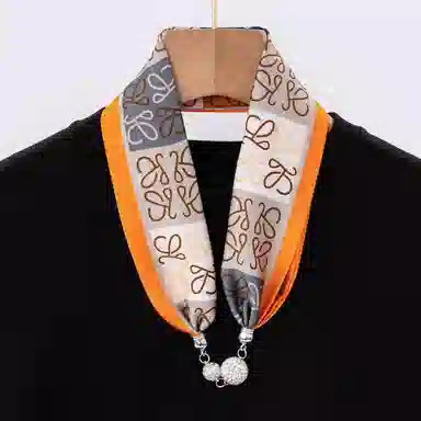 上海故事 百搭时尚磁扣气质多用吊坠锁骨链小领巾  丝巾 女款