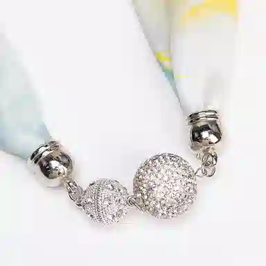 上海故事 百搭时尚磁扣气质多用吊坠锁骨链小领巾  丝巾 女款