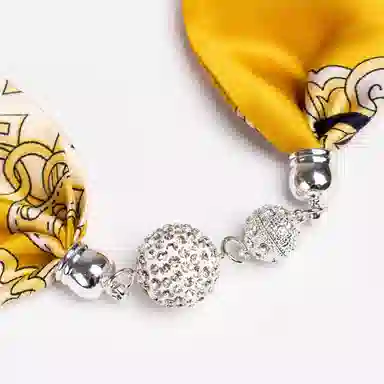 上海故事 百搭时尚磁扣气质多用吊坠锁骨链小领巾  丝巾 女款