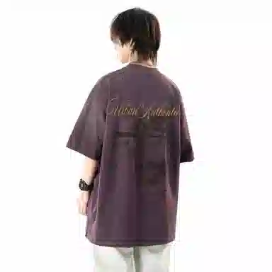 URBAN AUTHENTIC T