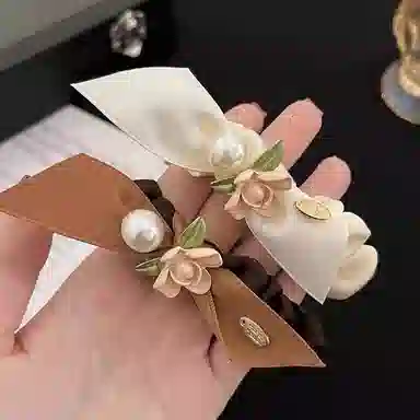 DAISY BEAUTY