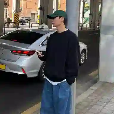 我是大卫 套头圆领长袖宽松潮牌潮流帅气百搭纯色卫衣 男女同款