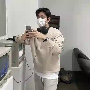 我是大卫 圆领纯色韩版港风宽松休闲百搭卫衣 男女同款 杏色