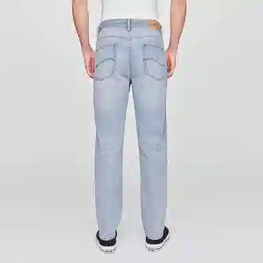 Lee