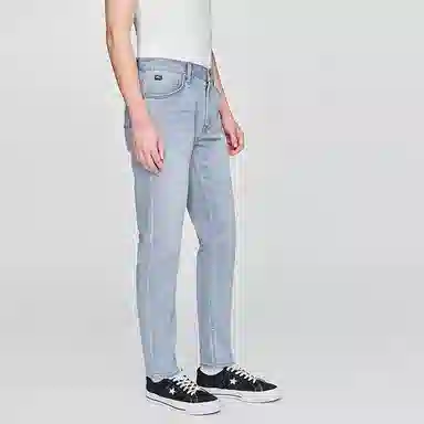 Lee