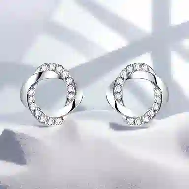 S925