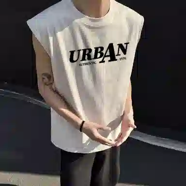 URBAN AUTHENTIC T