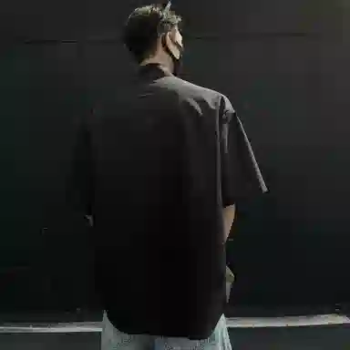 URBAN AUTHENTIC