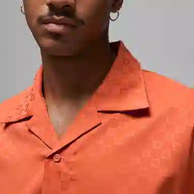 Jordan Essentials Logo Short Sleeve Shirt