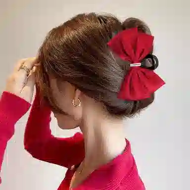 彤彤兔 在逃公主头饰红色蝴蝶结抓夹高级感后脑勺鲨鱼夹小香风发饰 布艺 发夹 女款