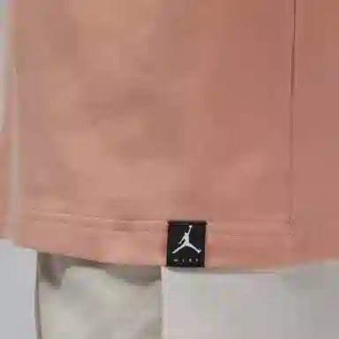 Jordan Essentials SS22 LogoT