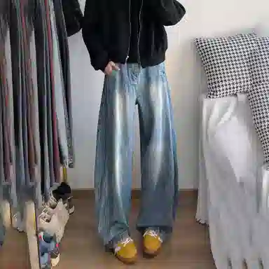 Fakeyoung