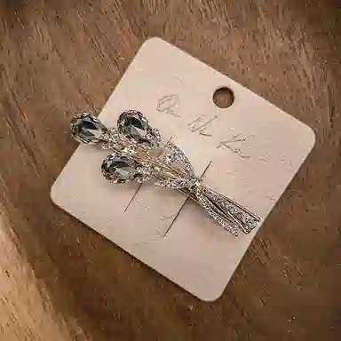 简应舒 花朵一字夹碎发刘海夹前额边夹侧边夹子头饰 合金+仿钻 发夹 女款