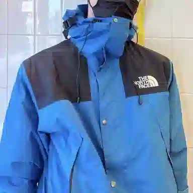 THE NORTH FACE