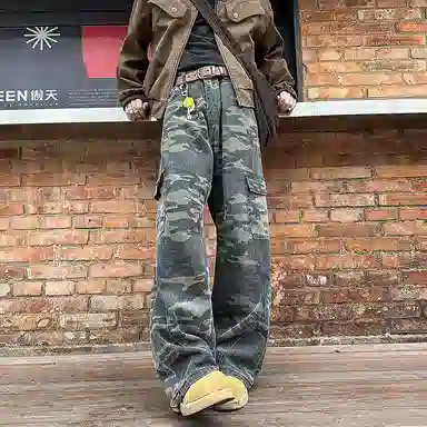 NEAR HERE cleanfitins