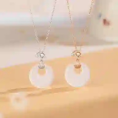 魔物 三生有杏平安扣 新中式复古设计小众潮流温润细腻平安顺遂 日常通勤百搭 精美礼盒 玉髓 玉石项链 女款