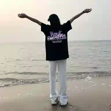 PAUL COSTELLOE logoT