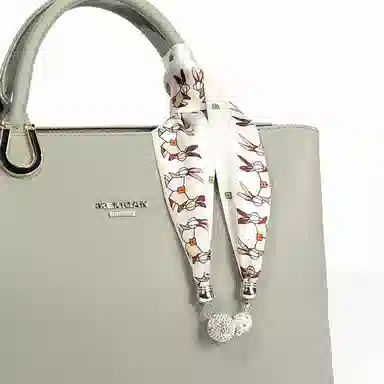 上海故事 百搭时尚磁扣气质多用吊坠锁骨链小领巾  丝巾 女款