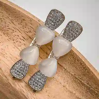 简应舒 领结水钻一字夹碎发刘海夹前额边夹侧边夹子头饰 合金+仿钻 发夹 女款