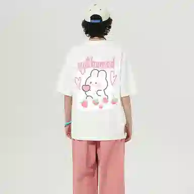 UNthemed T