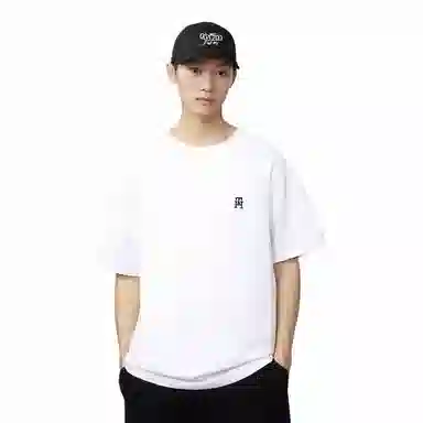 Tommy Hilfiger T
