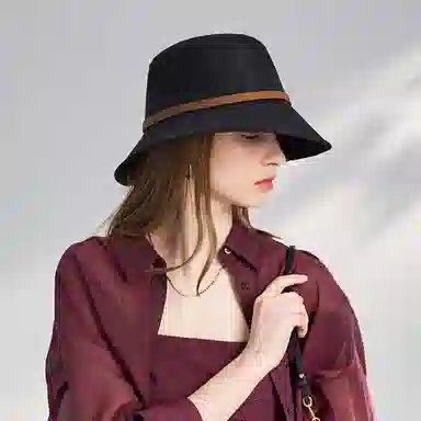 ELLE
