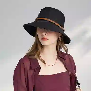 ELLE