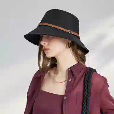 ELLE