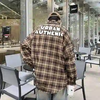 URBAN AUTHENTIC