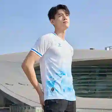 KELME V T