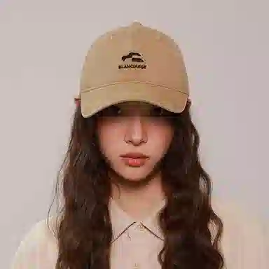 心水好物 早春大头围韩版户外出行防晒百搭刺绣字母 棉 鸭舌帽 男女同款情侣款