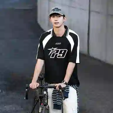 PAUL COSTELLOE logoT