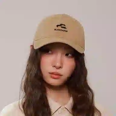 心水好物 早春大头围韩版户外出行防晒百搭刺绣字母 棉 鸭舌帽 男女同款情侣款