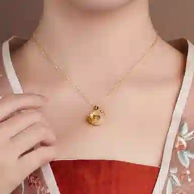 庆大福 蝶恋花系列 桃花平安扣新中式国风森系清冷设计 贵气时髦显白百搭#好运 玉髓 项链 女款