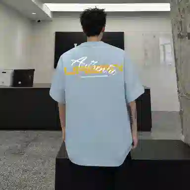 URBAN AUTHENTIC logoT