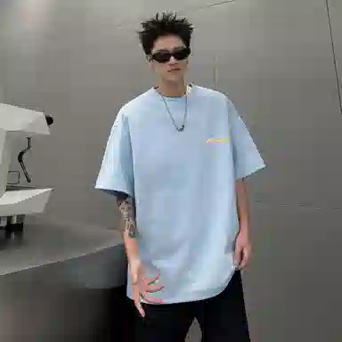 URBAN AUTHENTIC logoT