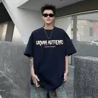 URBAN AUTHENTIC logoT