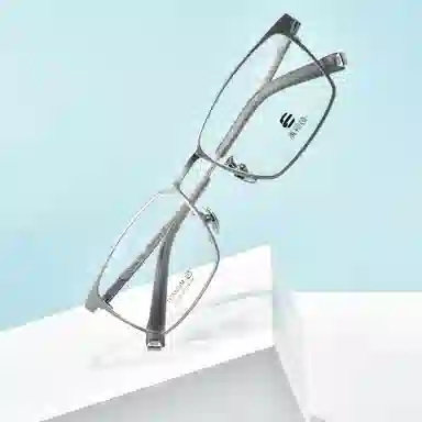 TR