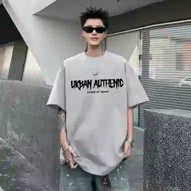 URBAN AUTHENTIC logoT