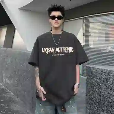 URBAN AUTHENTIC logoT