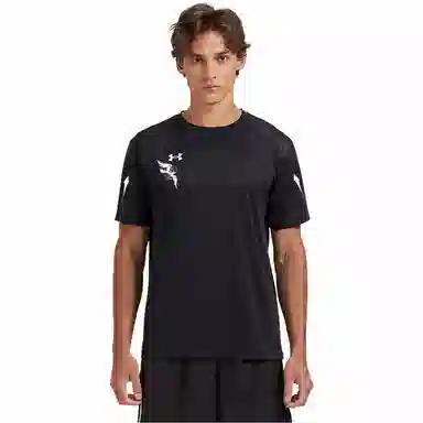 Under Armour T