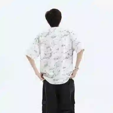 URBAN AUTHENTIC logoT