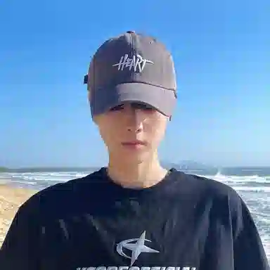 优幽兰 时尚百搭大头围显脸小休闲百搭韩版防紫外线遮阳帽美式辣妹街头复古字母刺绣太阳帽子 棉 鸭舌帽 男女同款情侣款