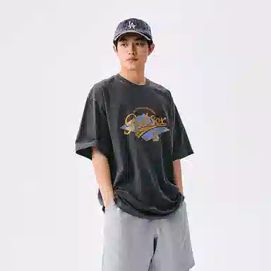MLB MLB T